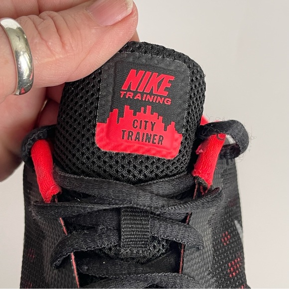 Nike City Trainer black mesh running training fitness shoes Women’s size 7 EUC - Picture 3 of 10